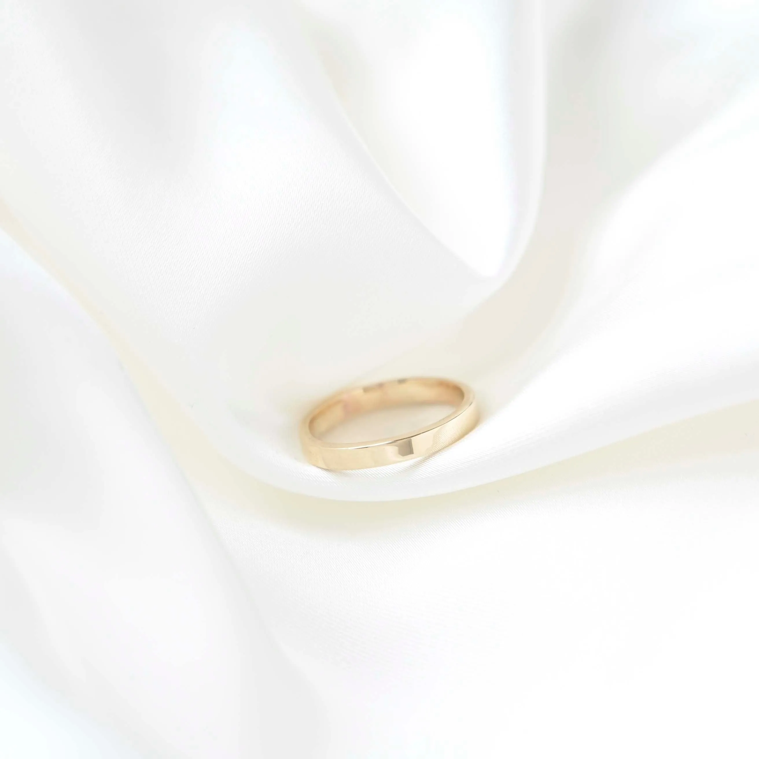 9ct Yellow Gold Light Flat Wedding ring