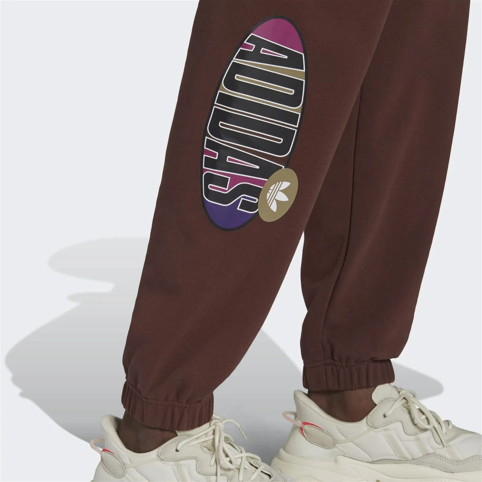 adidas Originals Trefoil A33 Joggers - Brown Auburn