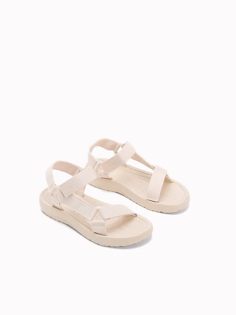 Anna Flat Sandals P799 EACH (ANY 2 AT P999)