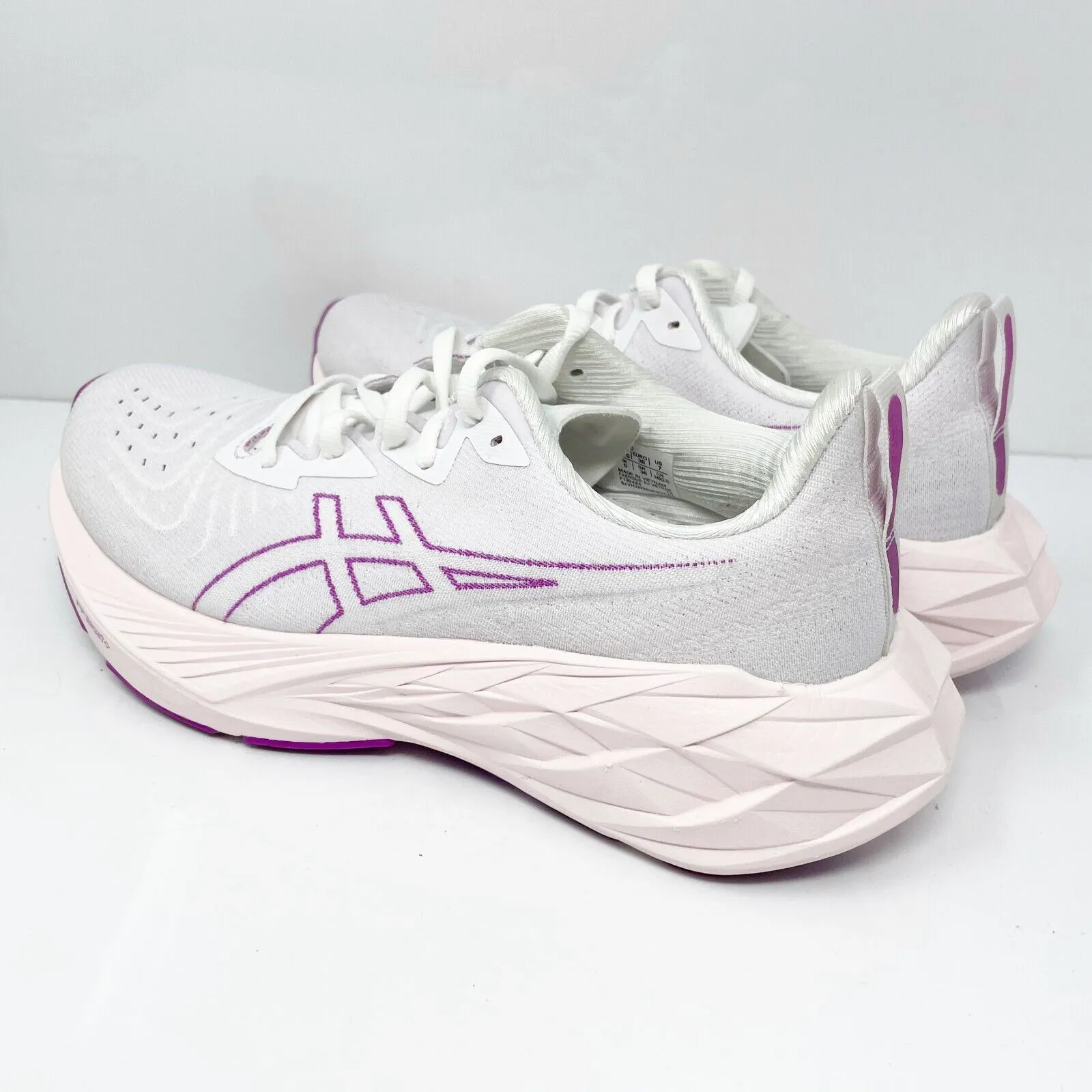 Asics Womens Novablast 4 1012B510 Gray Running Shoes Sneakers Size 7