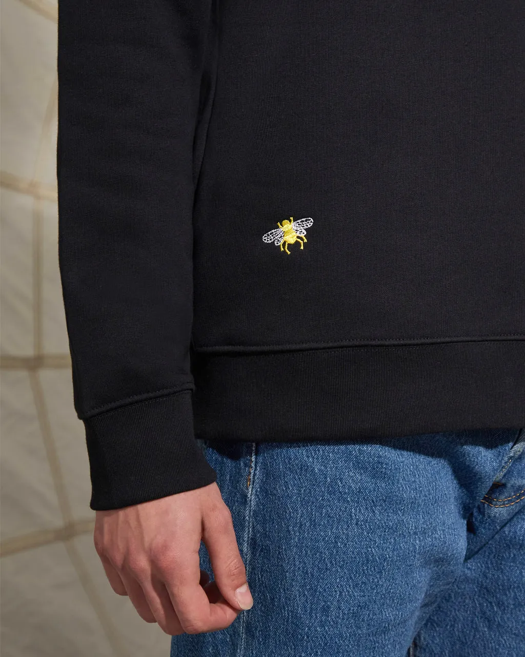 Bee Embroidered Sweatshirt Black