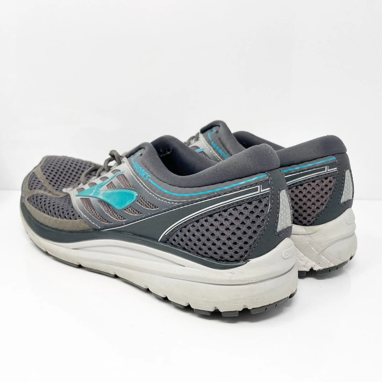 Brooks Womens Addiction 13 1202531B092 Gray Running Shoes Sneakers Size 11 B