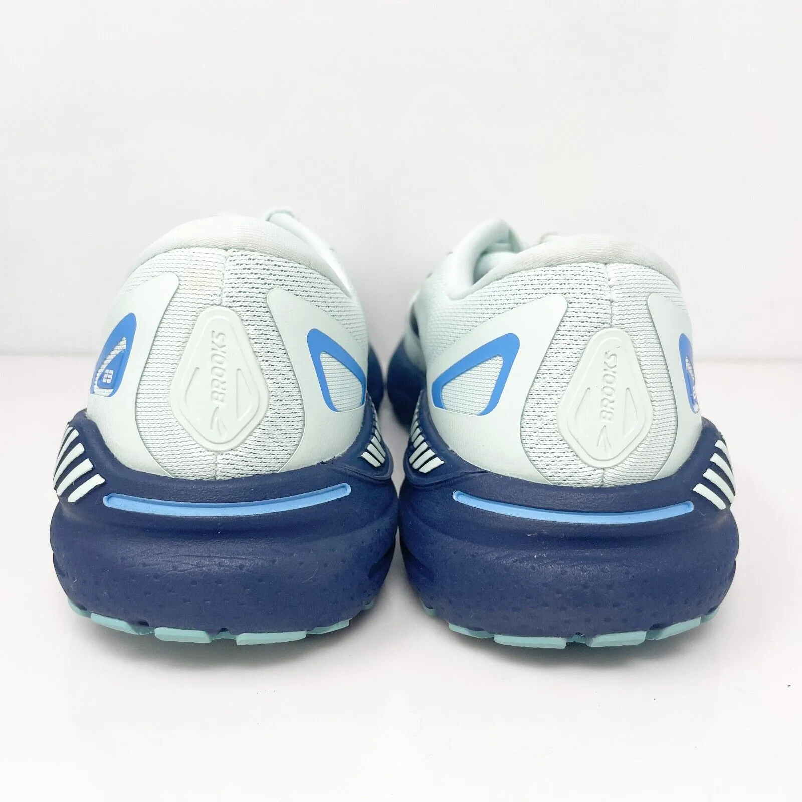 Brooks Womens Adrenaline GTS 23 1203811B471 Blue Running Shoes Sneakers Size 8 B