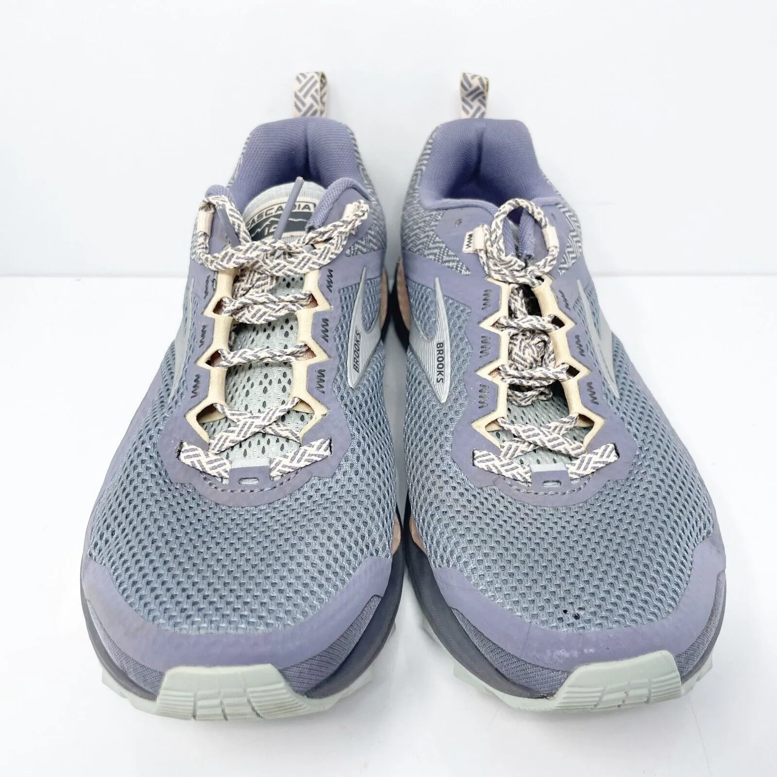 Brooks Womens Cascadia 14 1203041B009 Purple Running Shoes Sneakers Size 8 B