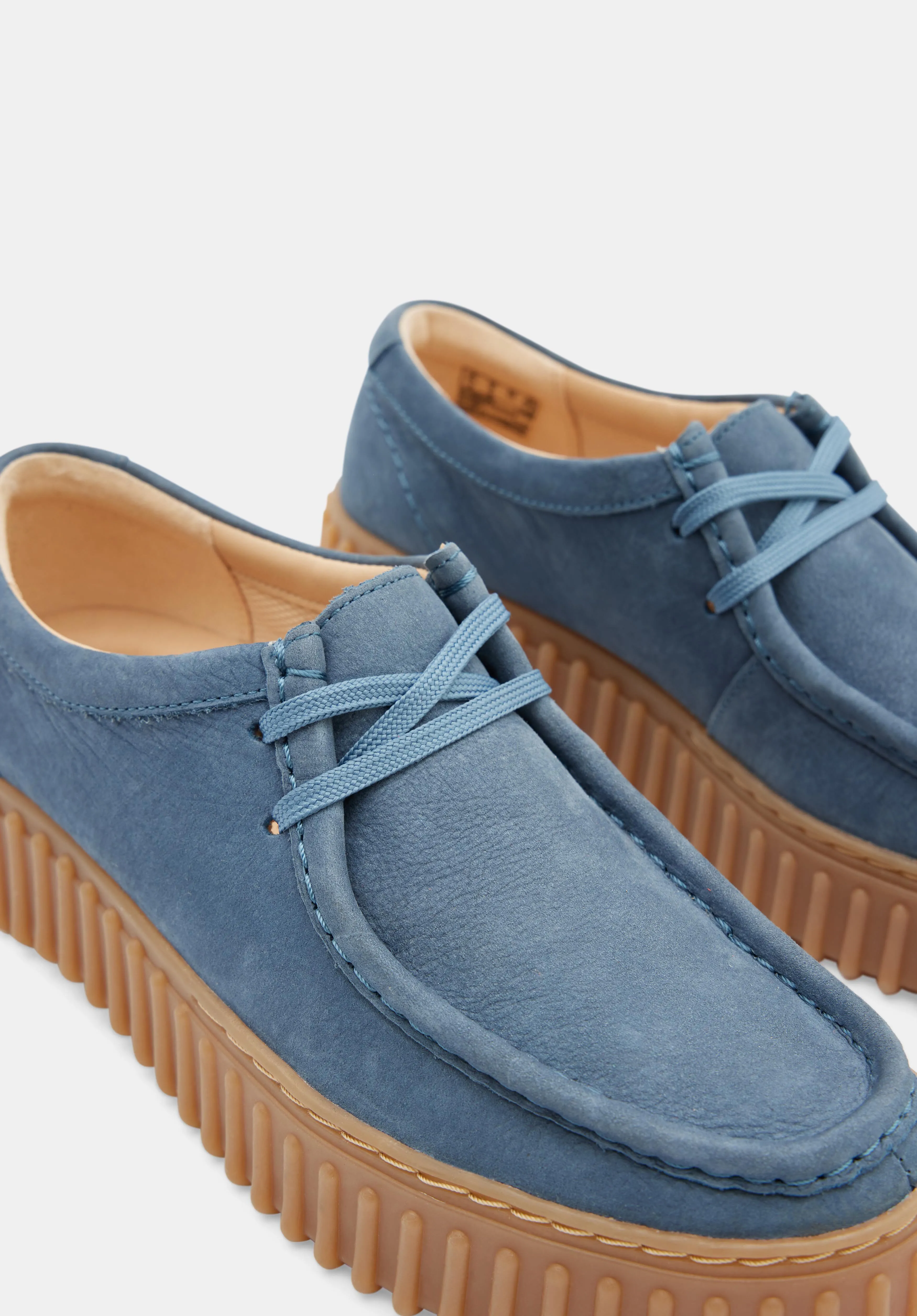 Nubuck Moccasins: Clarks Torhill Bee