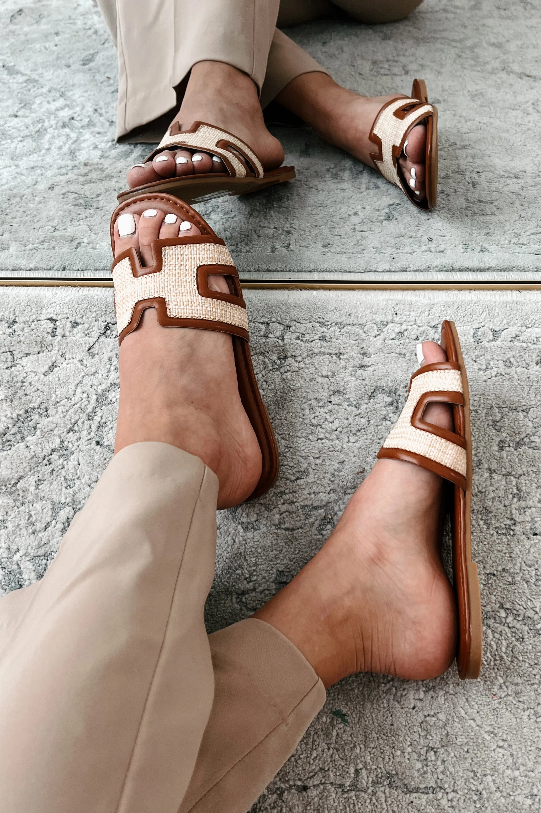 Confident Steps Raffia Slide Sandals (Chestnut)