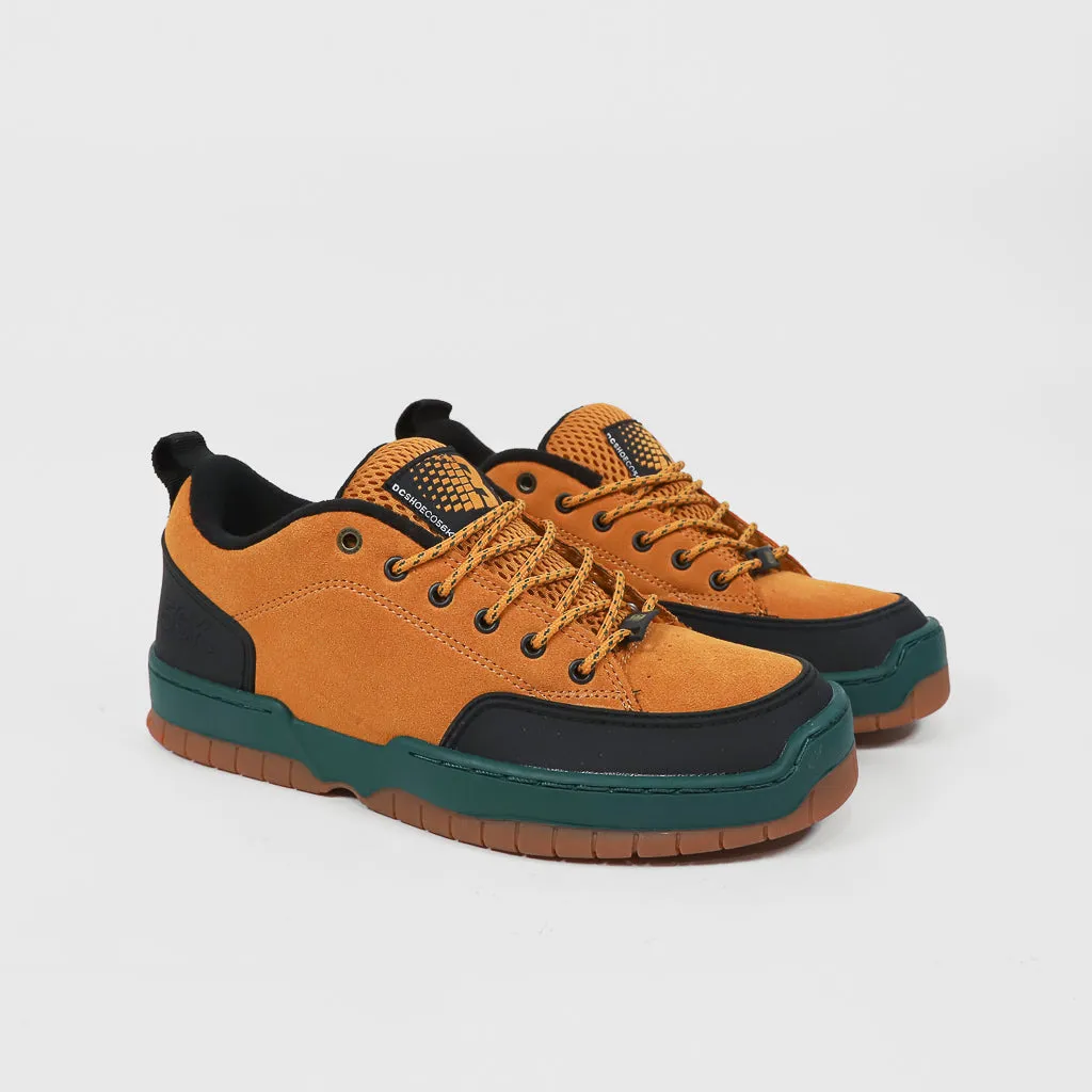 DC Shoes - Bronze 56K Clocker Shoes - Wheat / Black