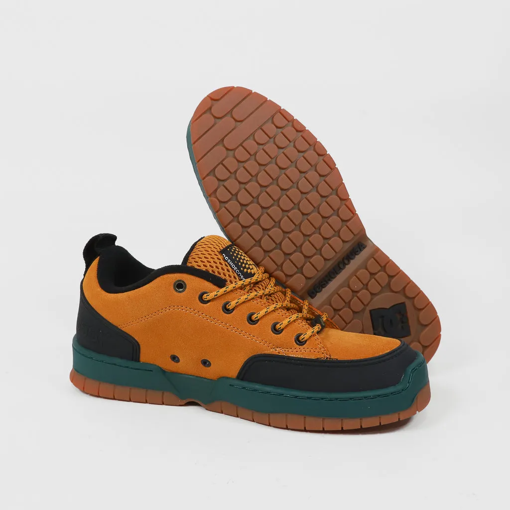 DC Shoes - Bronze 56K Clocker Shoes - Wheat / Black