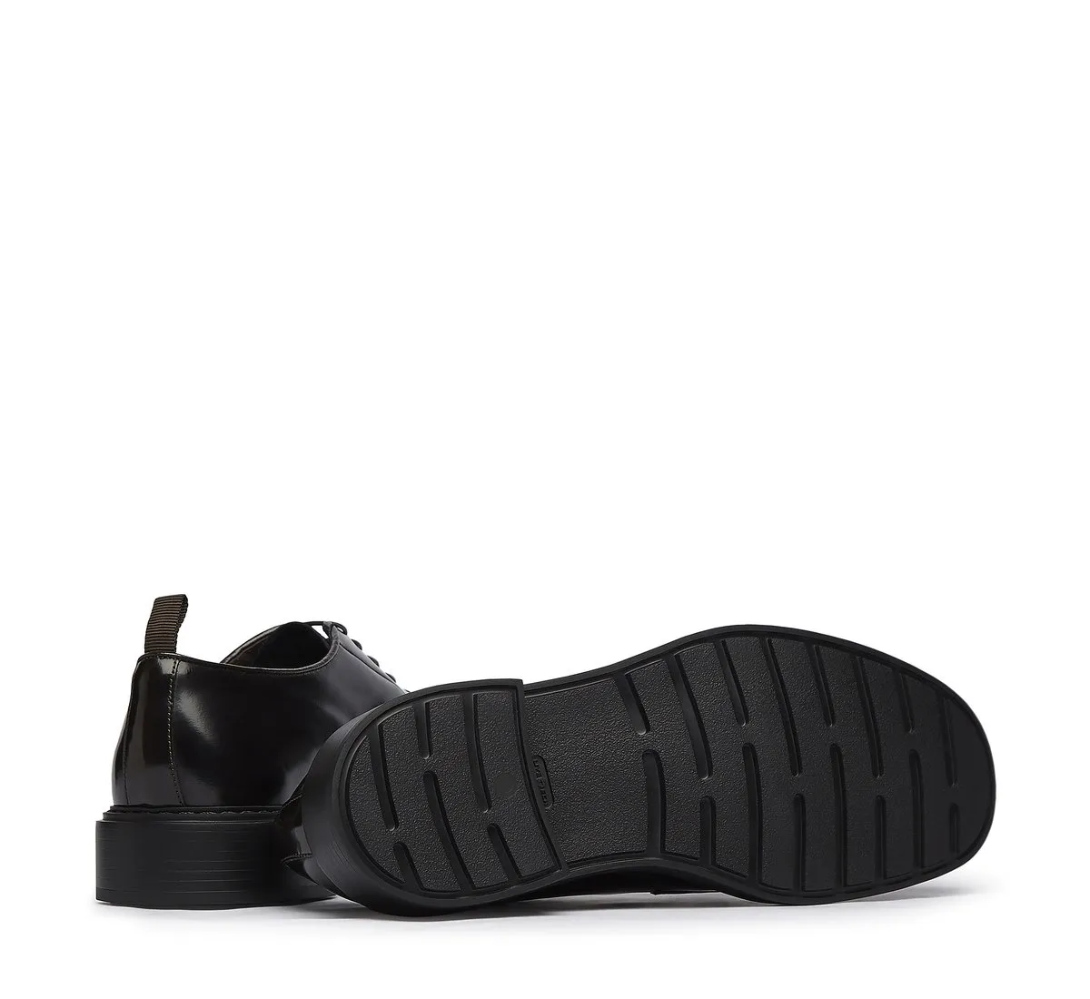 Calfskin Lace-Up Shoe