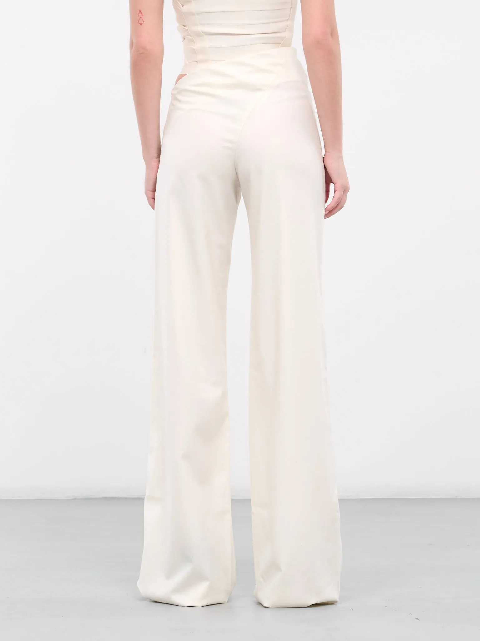 Diagonal Trousers (TR-W02-WHITE)