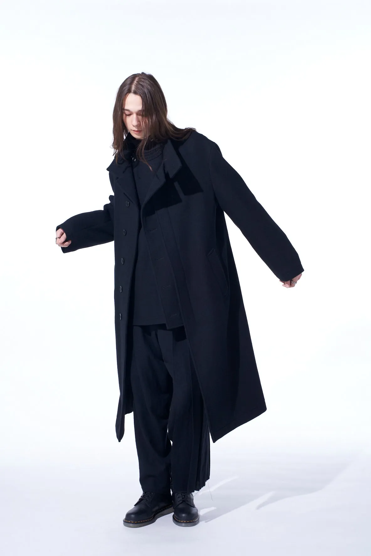 DOUBLE-WEAVE MELTON STAND COLLAR COAT