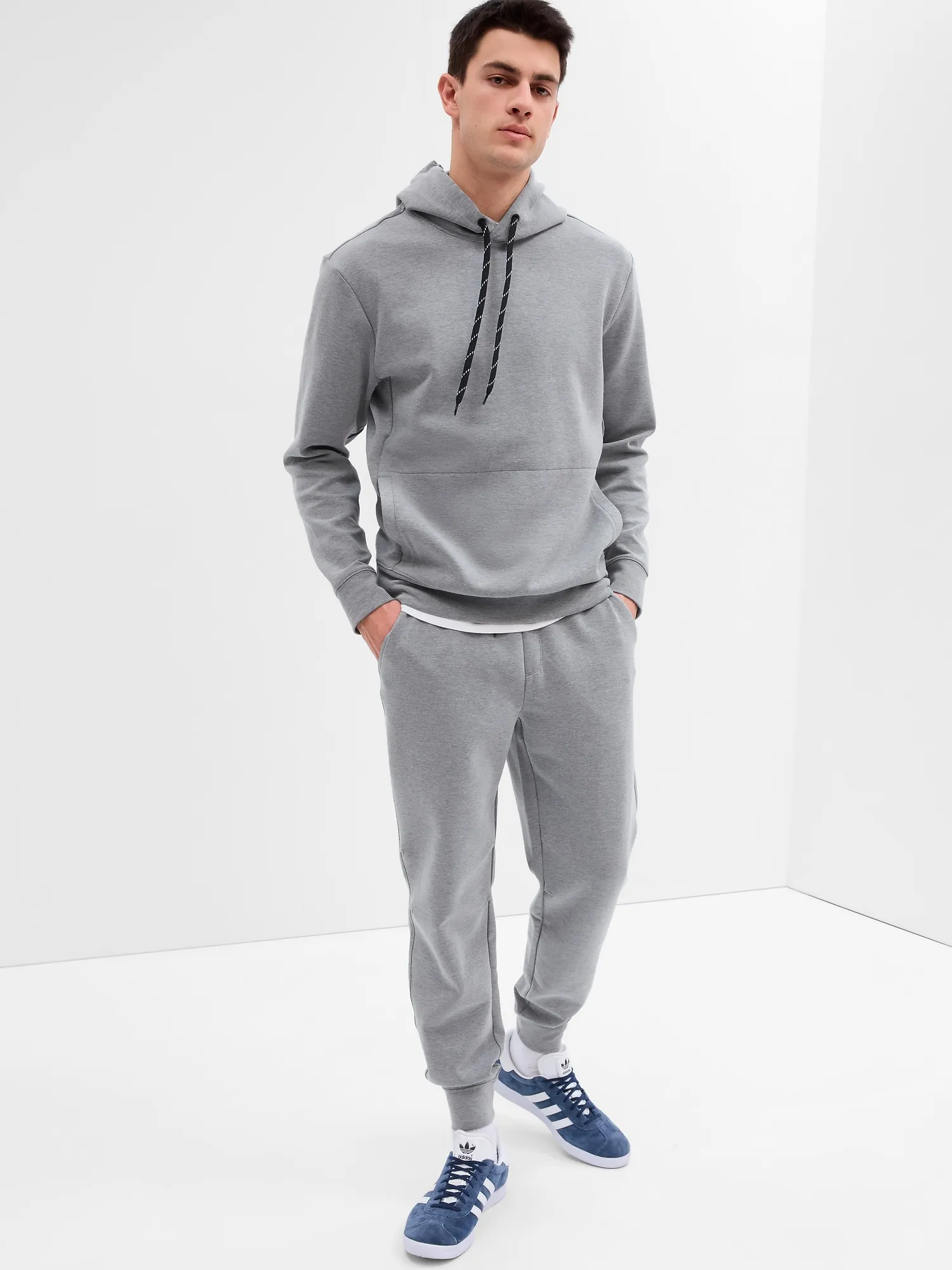 GapFit Performance Joggers