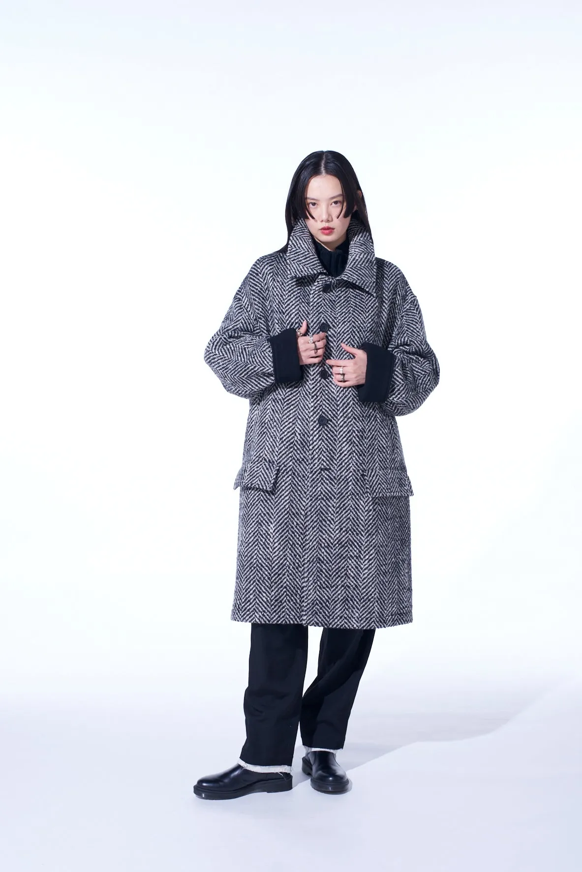 HERRINGBONE TWEED OVERSIZED SOUTIEN COLLAR COAT