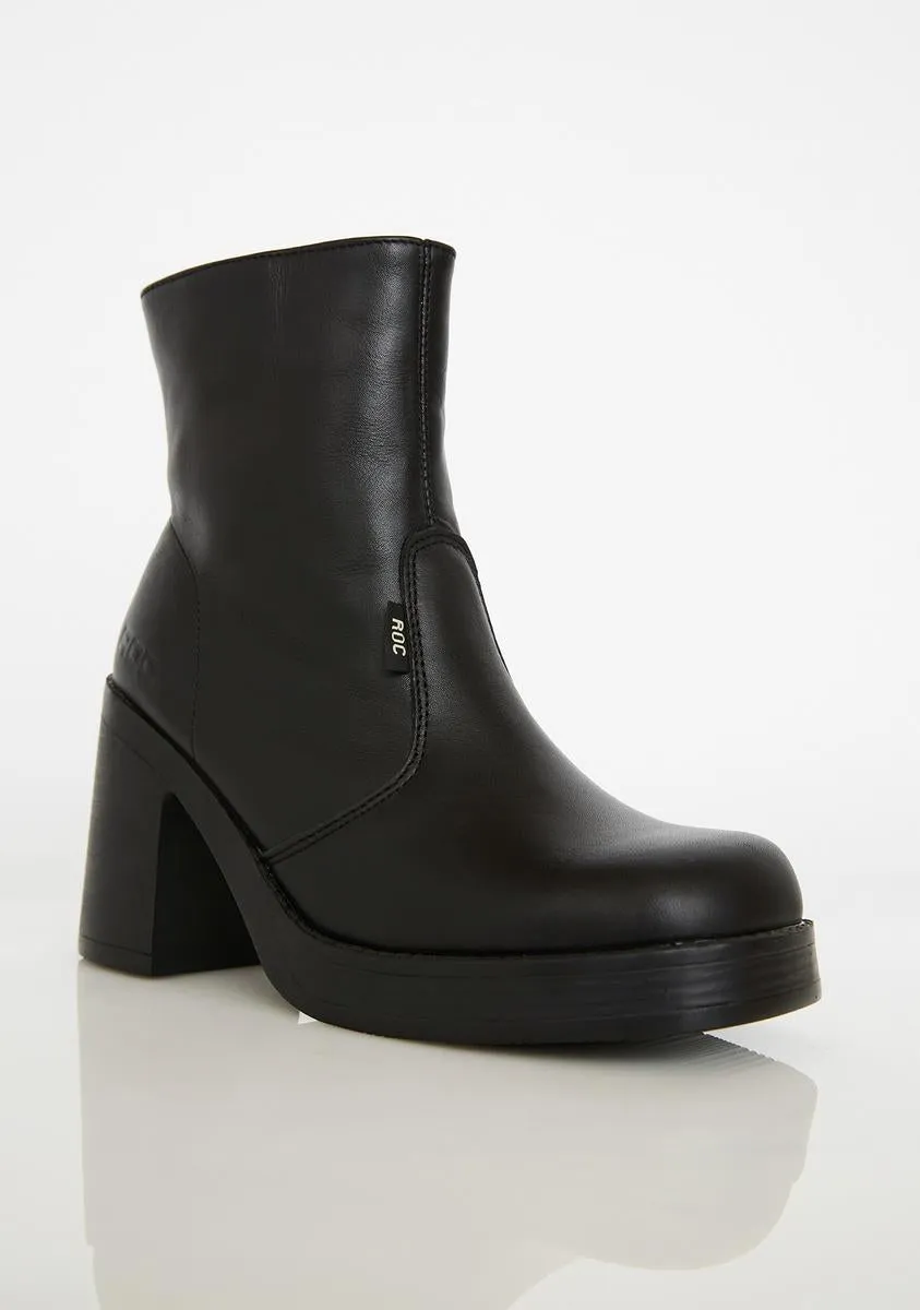 Invito Boots - Chic and Stylish Footwear for Any Occasion