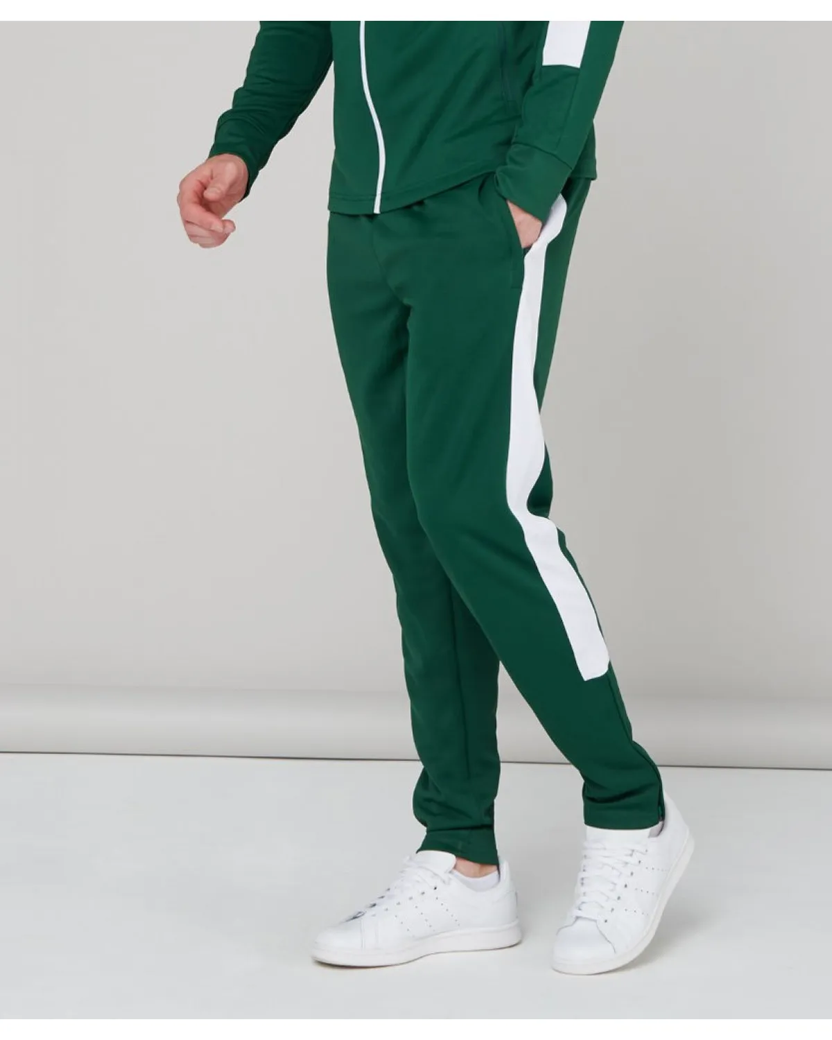 Knitted tracksuit pants