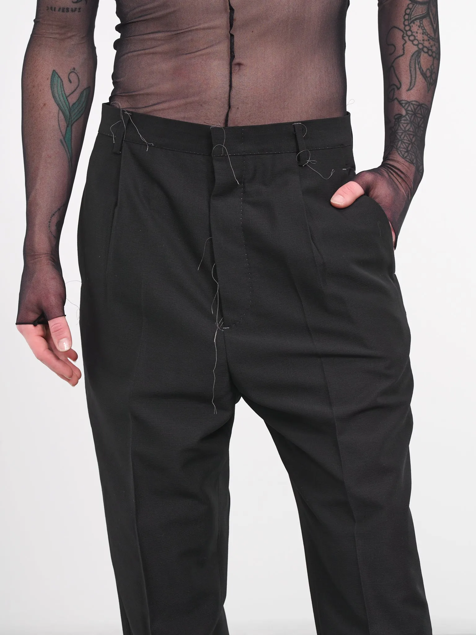 Loose Thread Trousers (PT1001-BLACK)