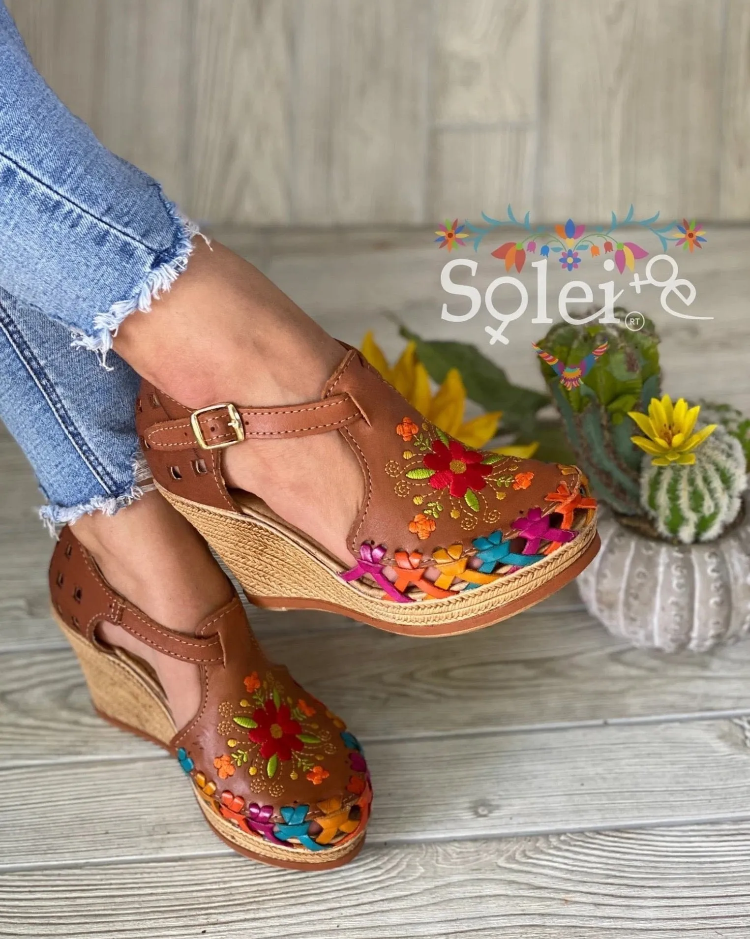 Mayra Heels