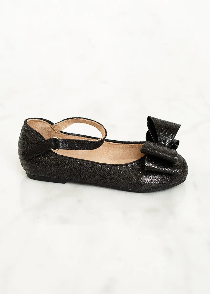 Miriam Flat in Black