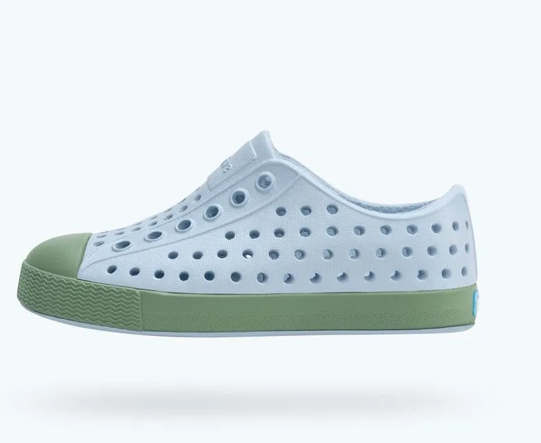 Native Jefferson Air Blue Loch Green - Shop Now.