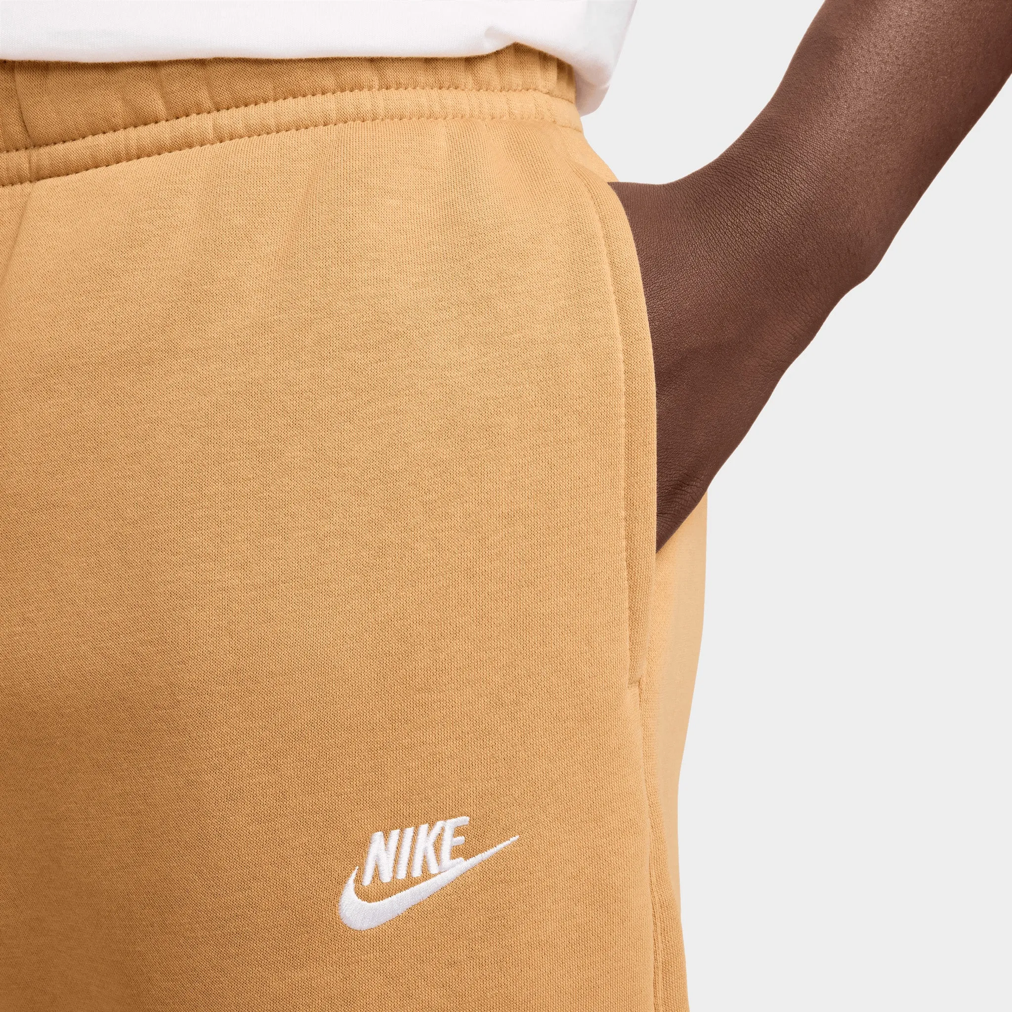 Nike Sportswear Club Fleece Joggers Flax / White