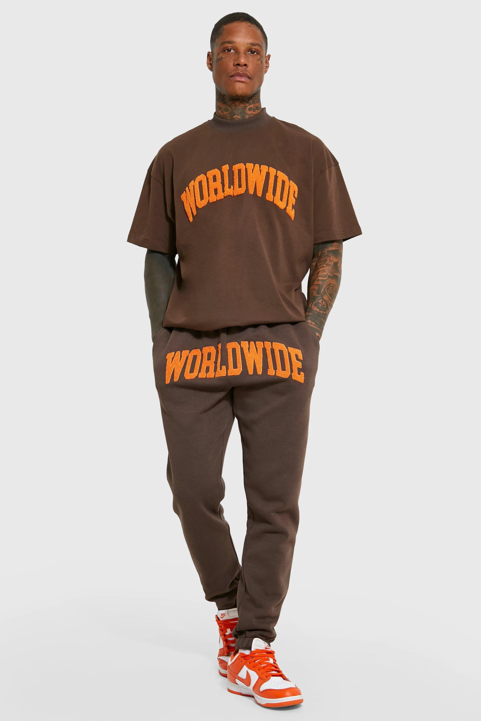 Oversized Worldwide T-shirt Tracksuit