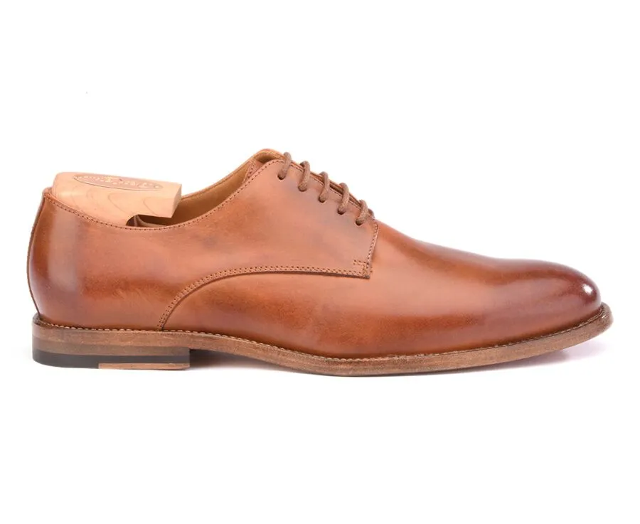 Patina Chestnut Derby Shoes - Leather outsole - HILPERTON: Best Leather Derby Shoes - Patina Finish - Men's Shoes