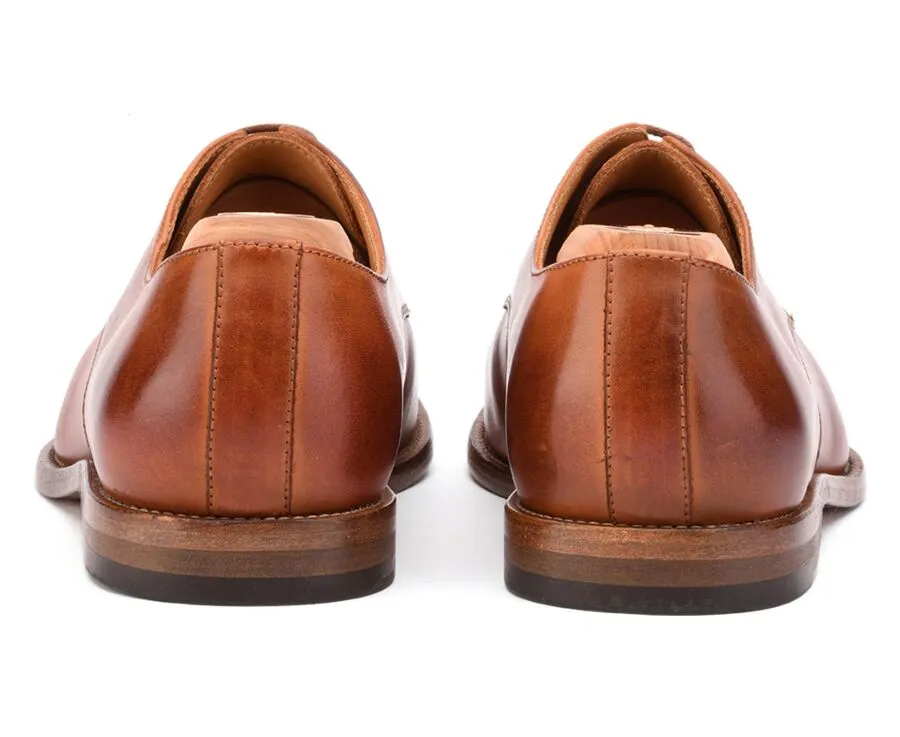 Patina Chestnut Derby Shoes - Leather outsole - HILPERTON: Best Leather Derby Shoes - Patina Finish - Men's Shoes