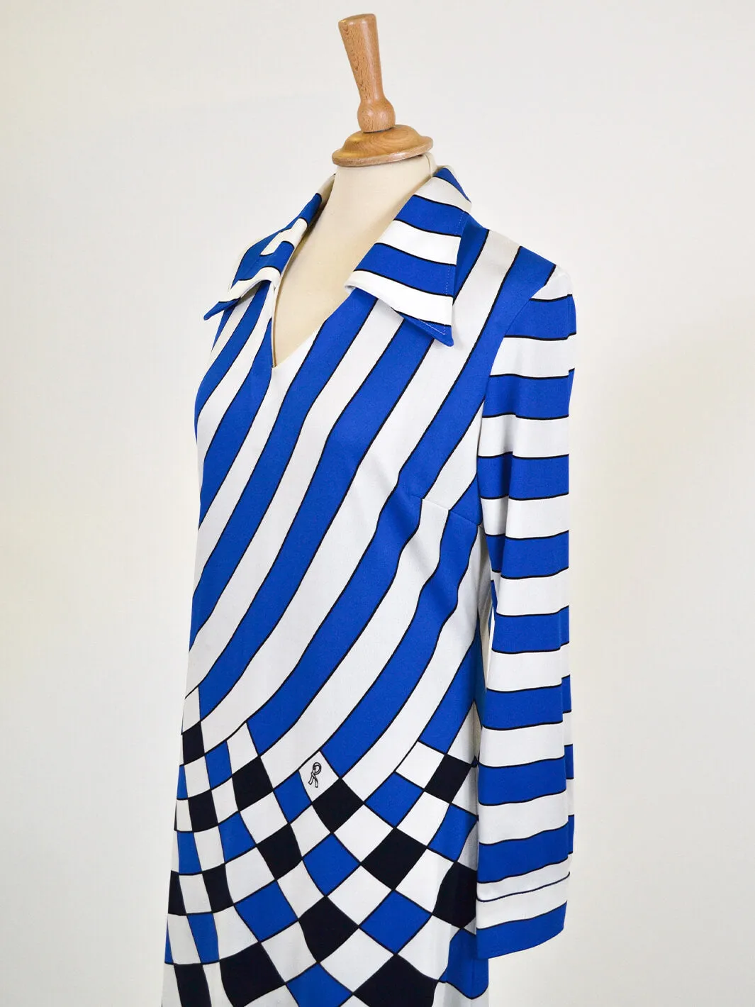 Roberta di Camerino vintage blue and white dress from the 1970s.