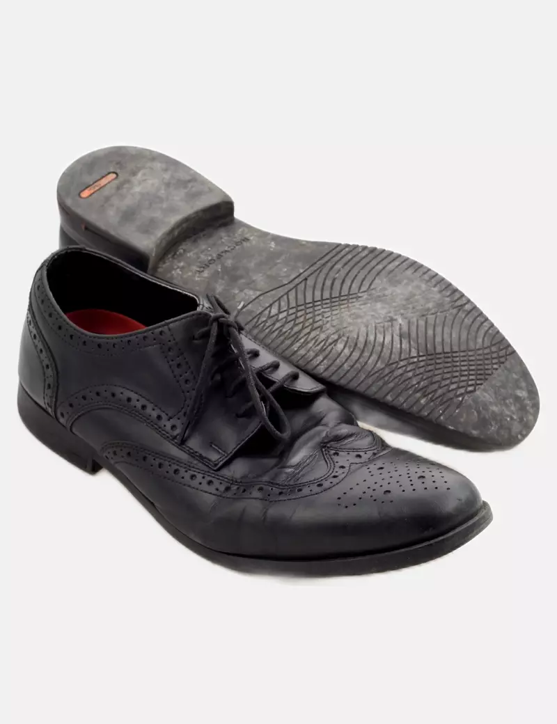 Classic Oxford Shoes by Rockport