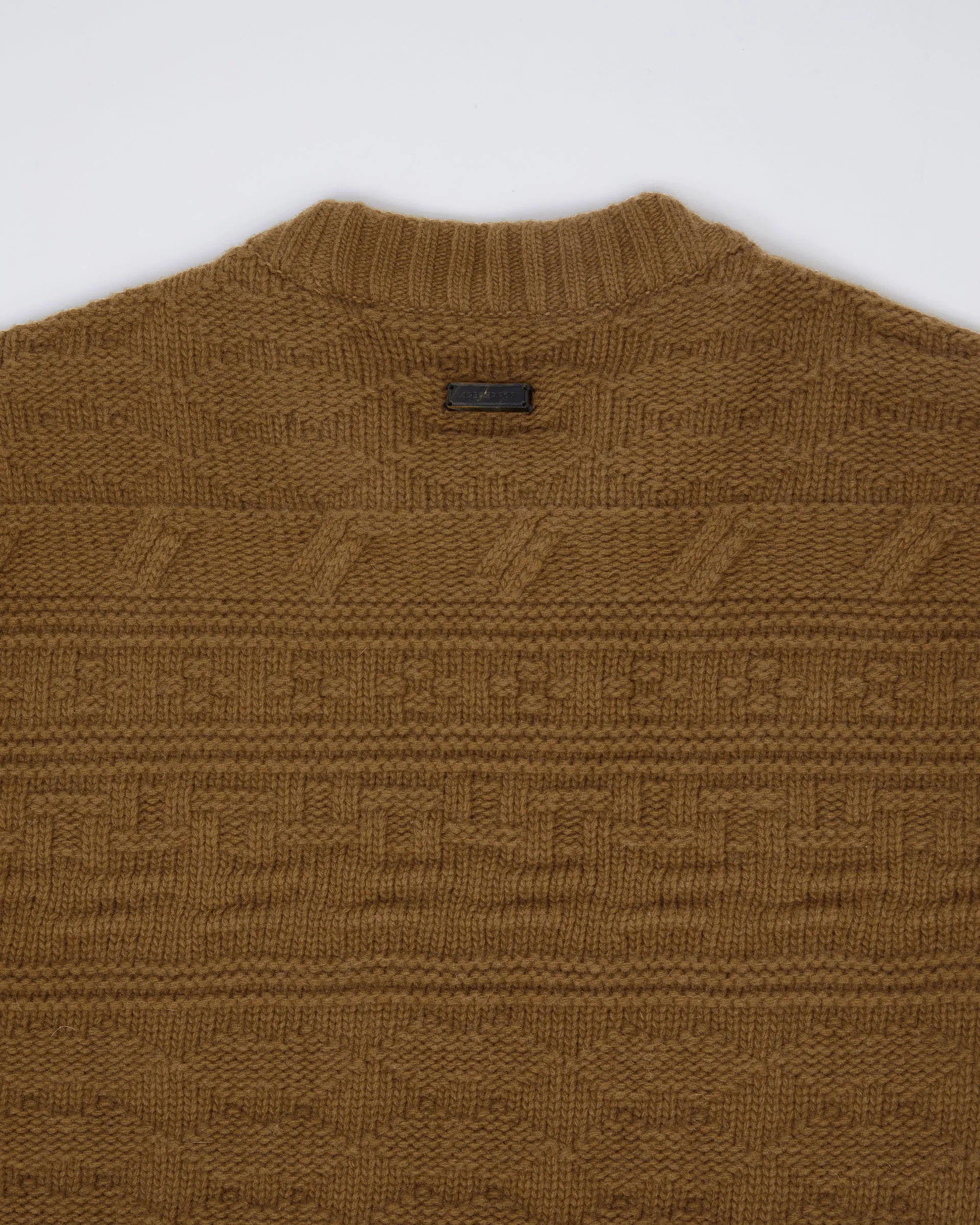 Seltic knit