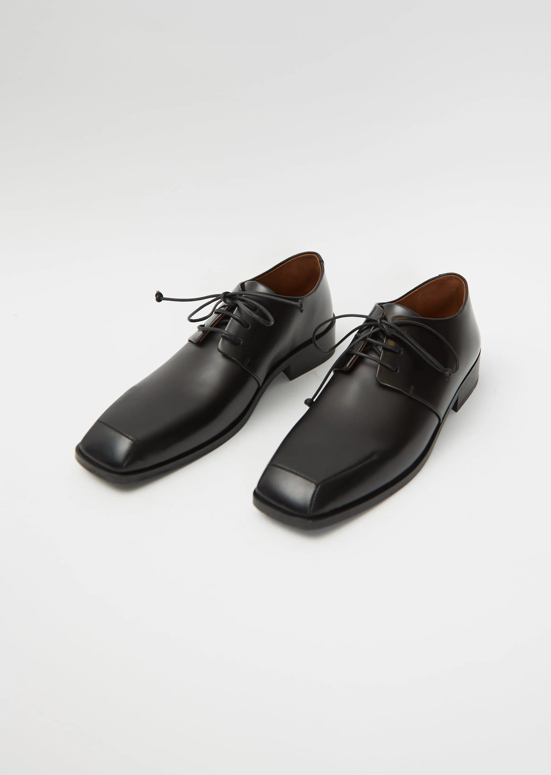 Italian Leather Lace-Up Shoe