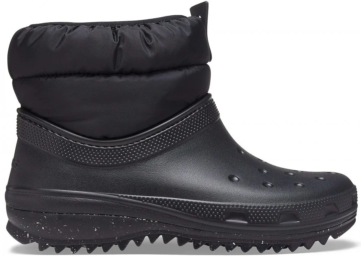 shoes Crocs Classic Neo Puff Shorty Boot - Black - women´s