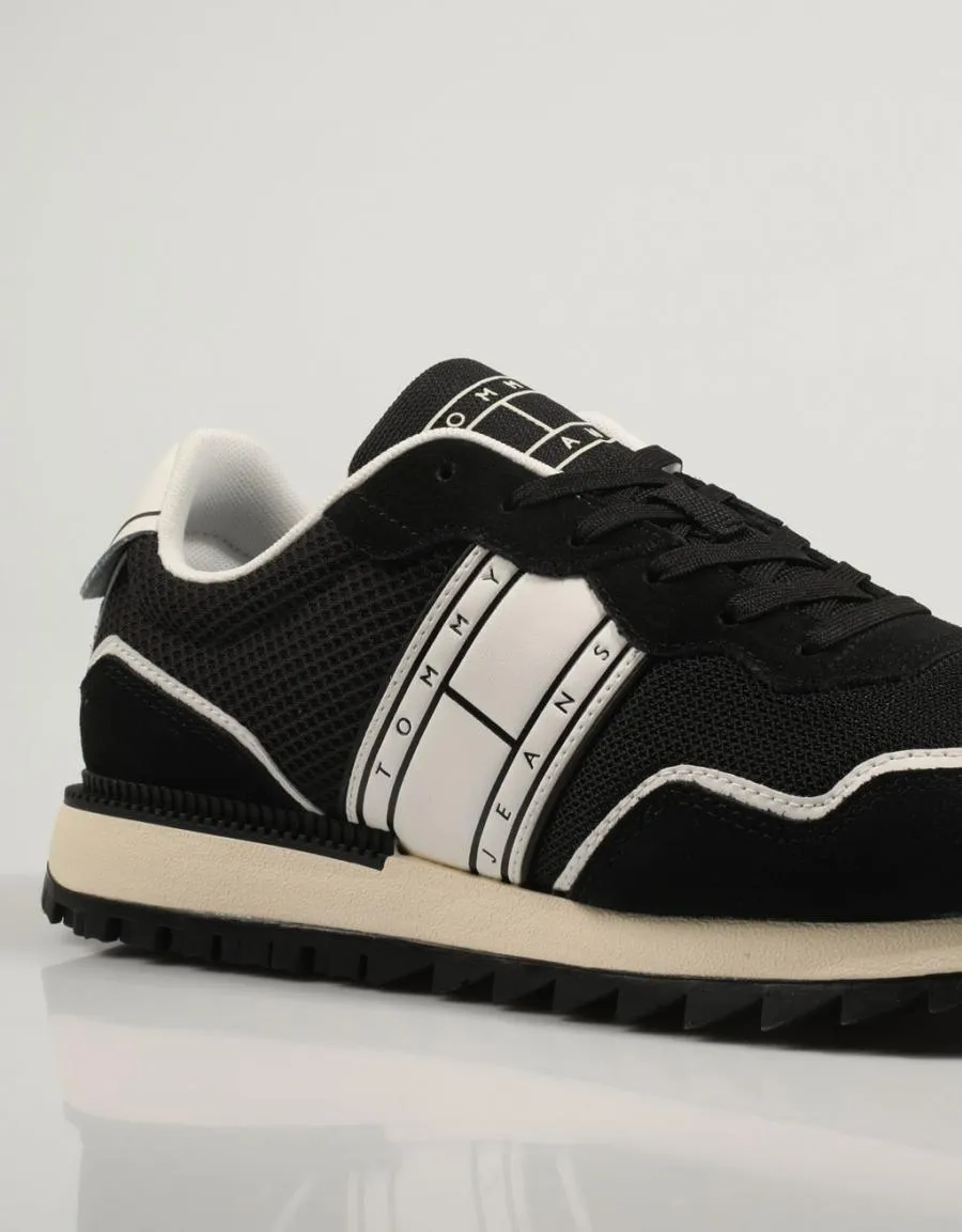 TOMMY HILFIGER Tjm Runner Mix Material Sneakers in Black