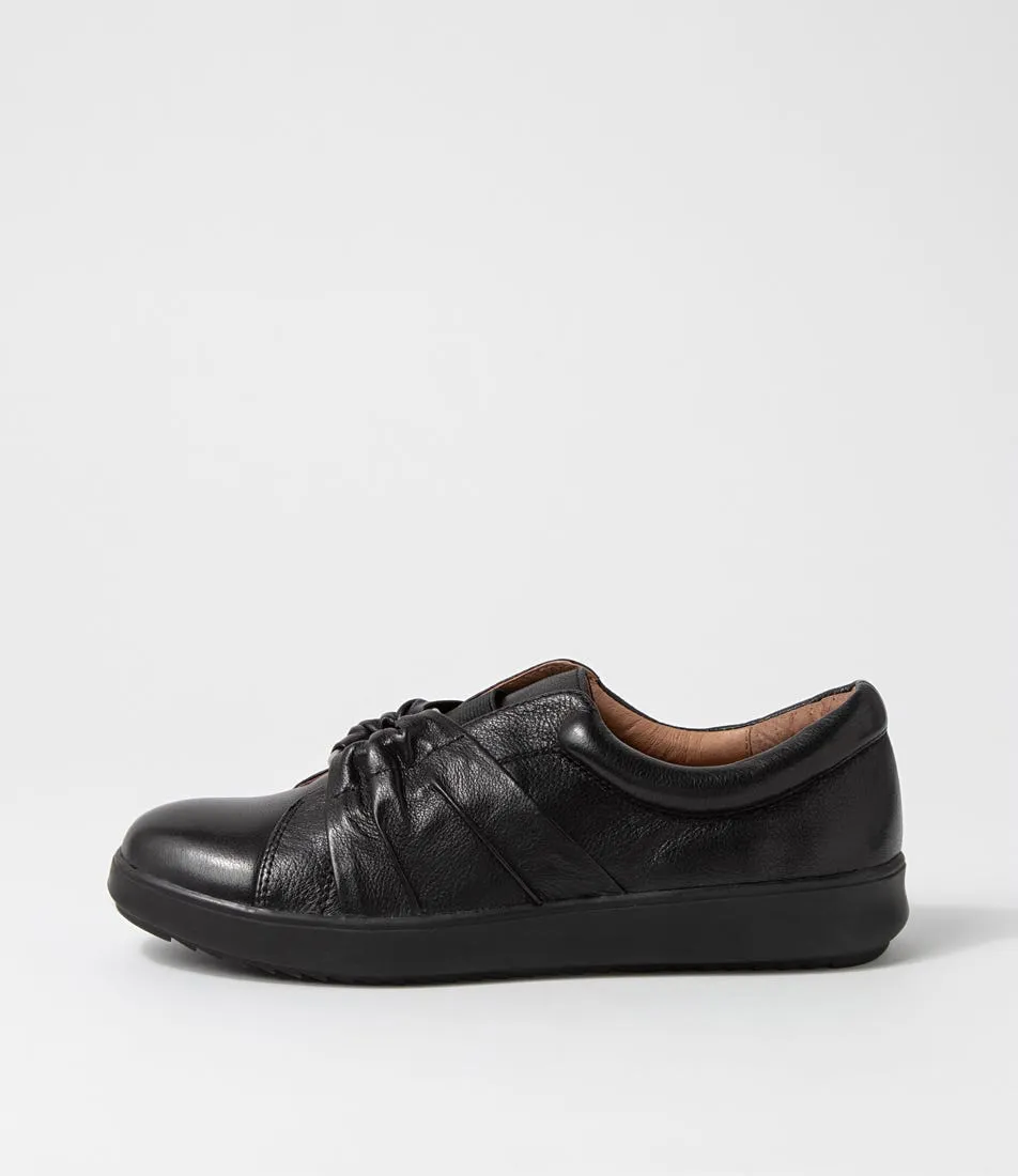 SUPERSOFT Zicci Black Leather Sneakers