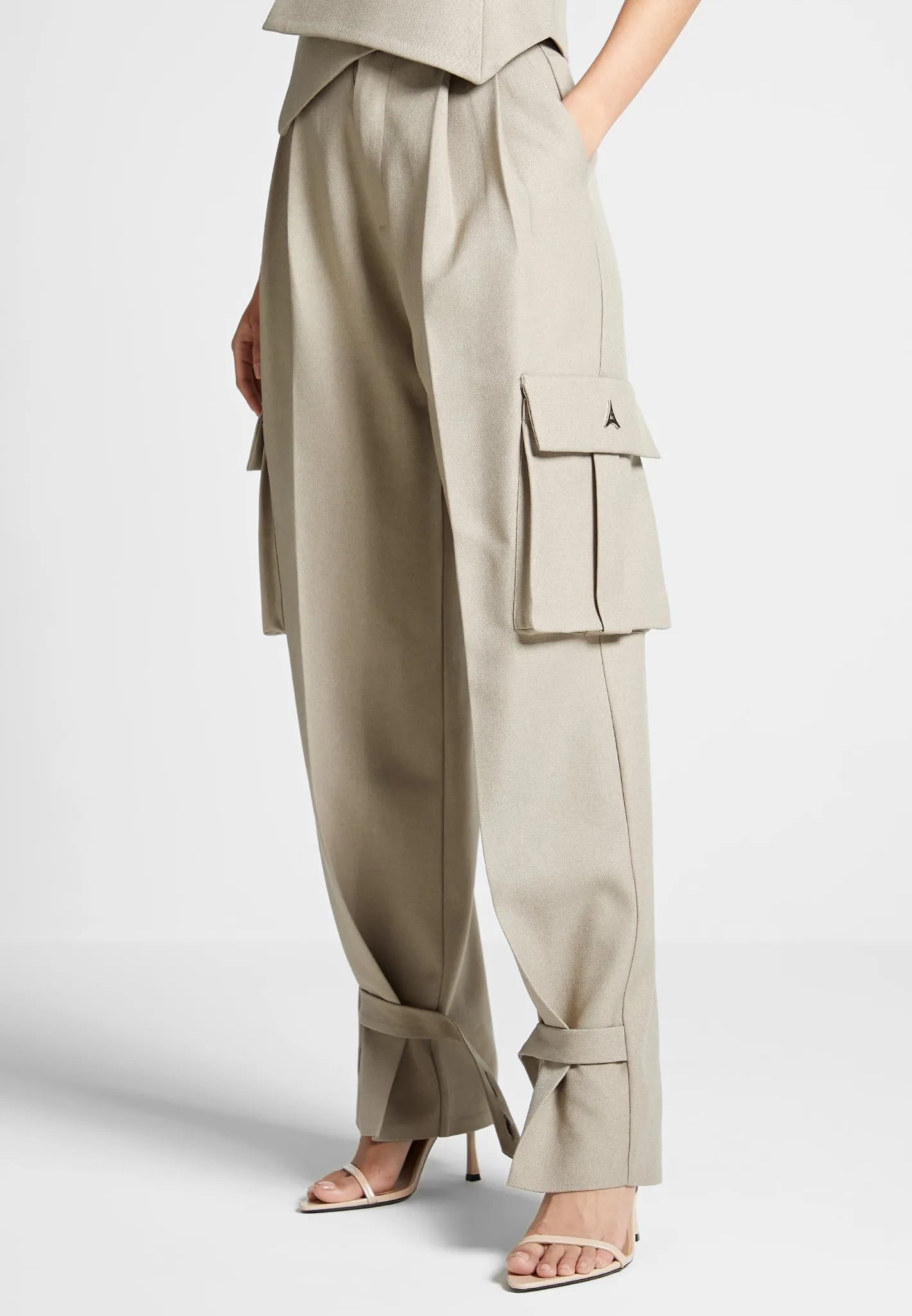 Tailored Pleated Cargo Trousers - Beige