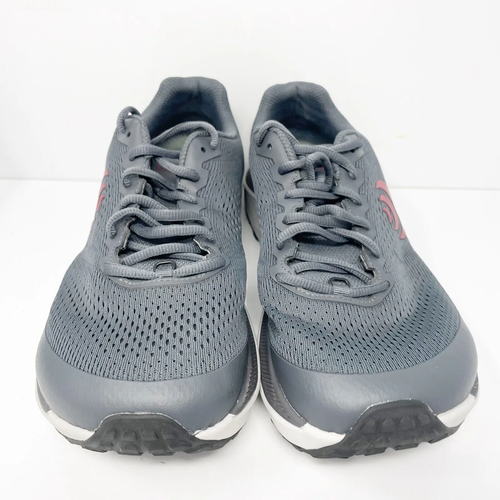 Topo Athletic Mens Ultraventure 3 Gray Running Shoes Sneakers Size 9