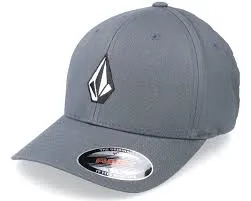 VOLCOM FULL STONE XFIT HAT