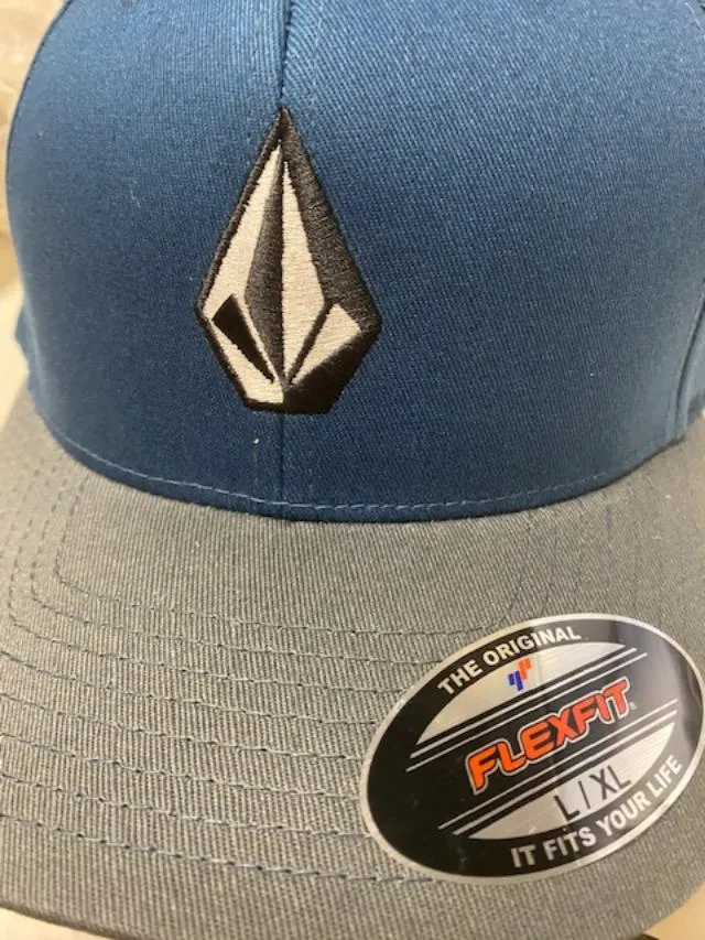 VOLCOM FULL STONE XFIT HAT