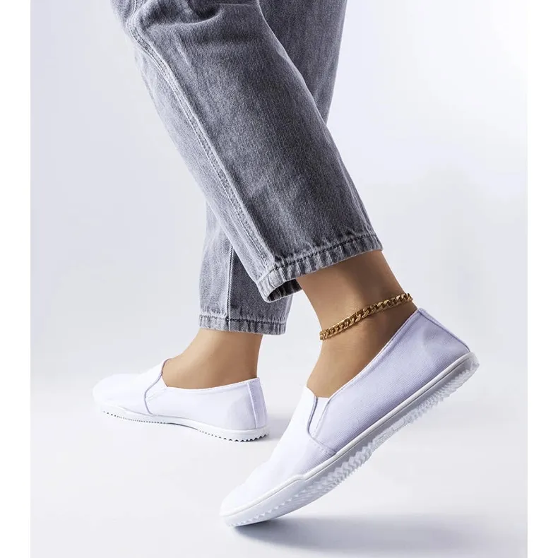 White elastic sneakers from Gaulin