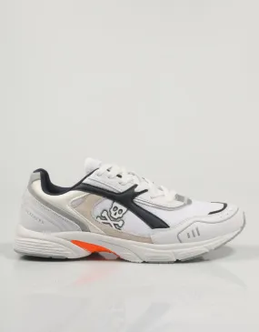 White SCALPERS Brave sneakers in 82084