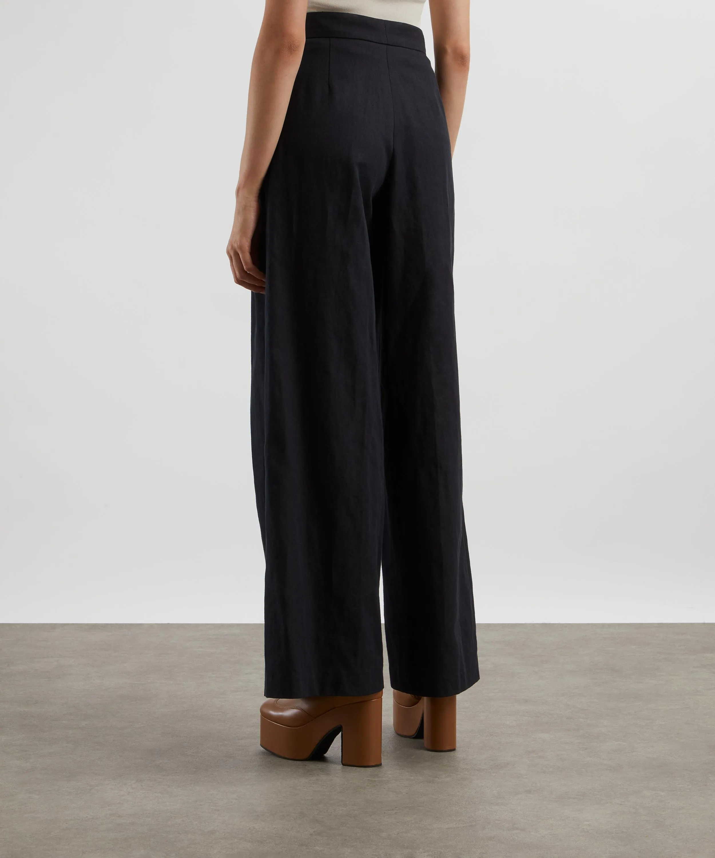 Wide Pleated Cotton-Linen Gabardine Trousers