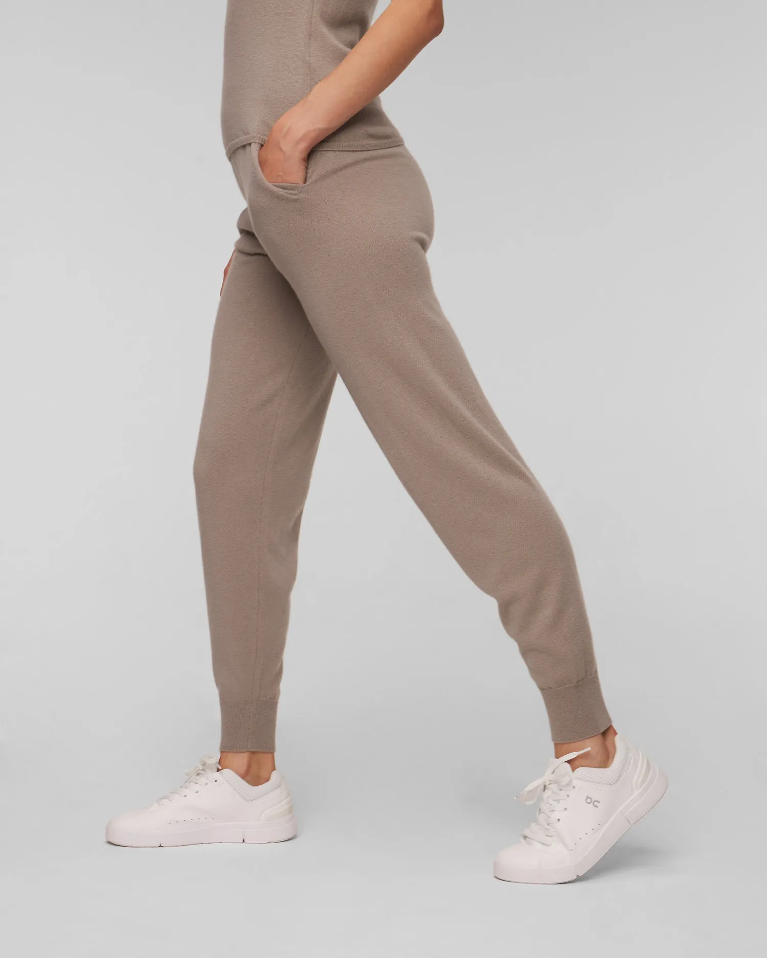 Women's brown cashmere trousers Allude 11117-85