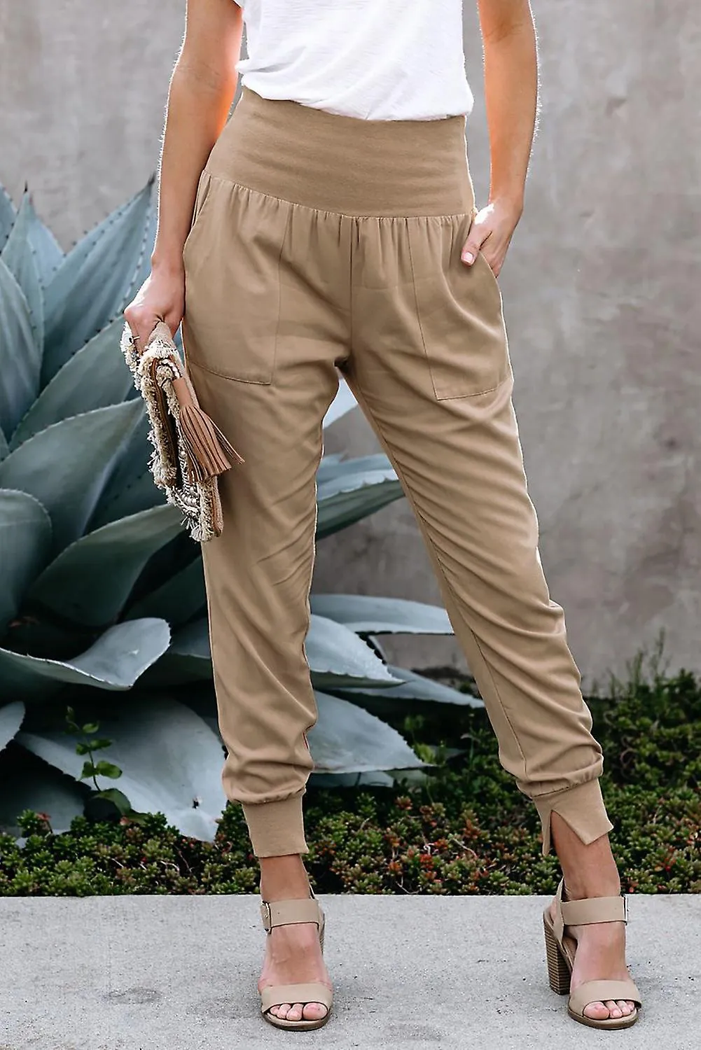 Women's Khaki Pocketed Casual Joggers